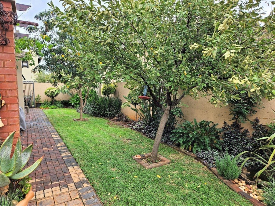 4 Bedroom Property for Sale in Melodie North West